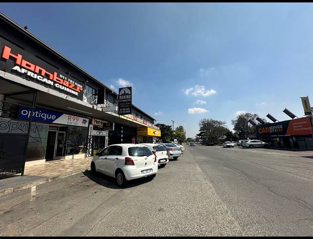 256M² RETAIL TO LET IN PARKMORE